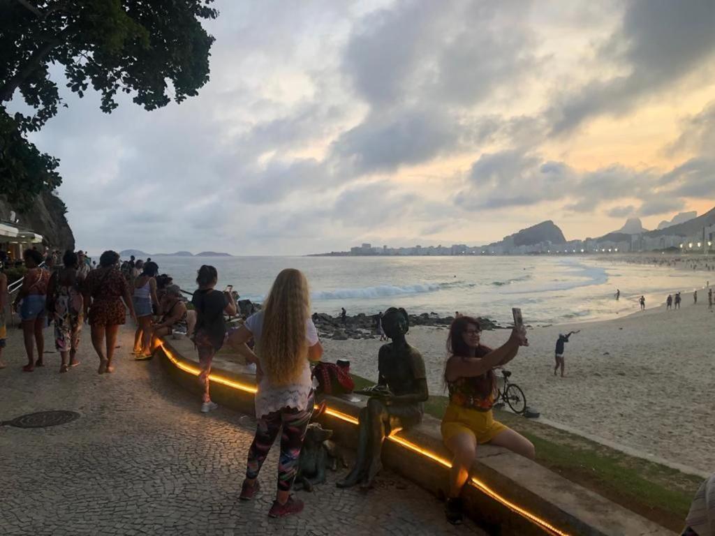 Copacabana Rua Tranquila E Arborizada Perto De Tudo Posto 2 Rio de Janeiro Ngoại thất bức ảnh